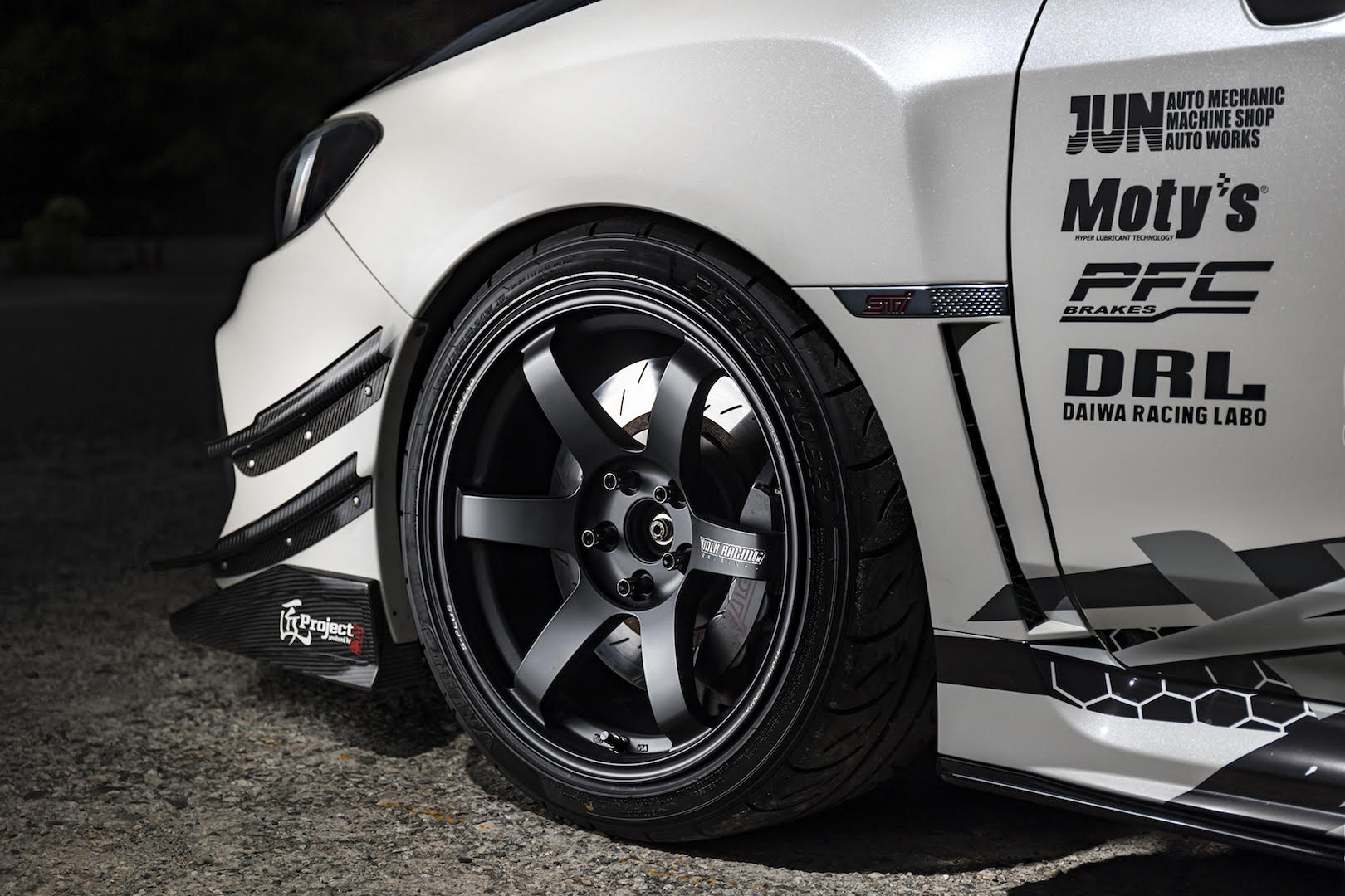 スロットカー】REPROTEC 18号車②（タイヤ溝なし）