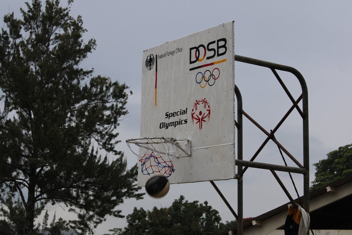 Thanks to generous funding from the German Federal Foreign Office and great support from the German Olympic Sports Confederation (DOSB), Special Olympics Germany, and Special Olympics Africa, over 200 coaches in Burundi, Kenya, Tanzania, and Uganda will be trained by the end of