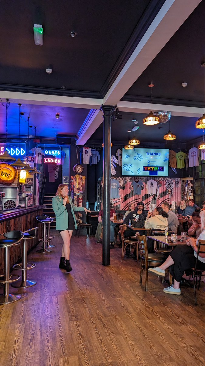 Pint of Science is now over for '24 but it was a pleasure helping to organise the events and hosting Wednesday night's talks for Beautiful Mind! 🧠

Well done to team leaders <a href="/CTLFisher/">Courteney Fisher</a> and <a href="/FranNannetti/">Fran</a> and thank you to all the speakers🍺

<a href="/pintofscience/">Pint of Science UK</a> #pint24 #nottingham