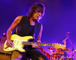 Jimmy Page/Jeff Beck/Eric Clapton-Stairway to Heaven youtube.com/watch?v=wKlEVt… #rock #blues #jazz #guitar #art #legend