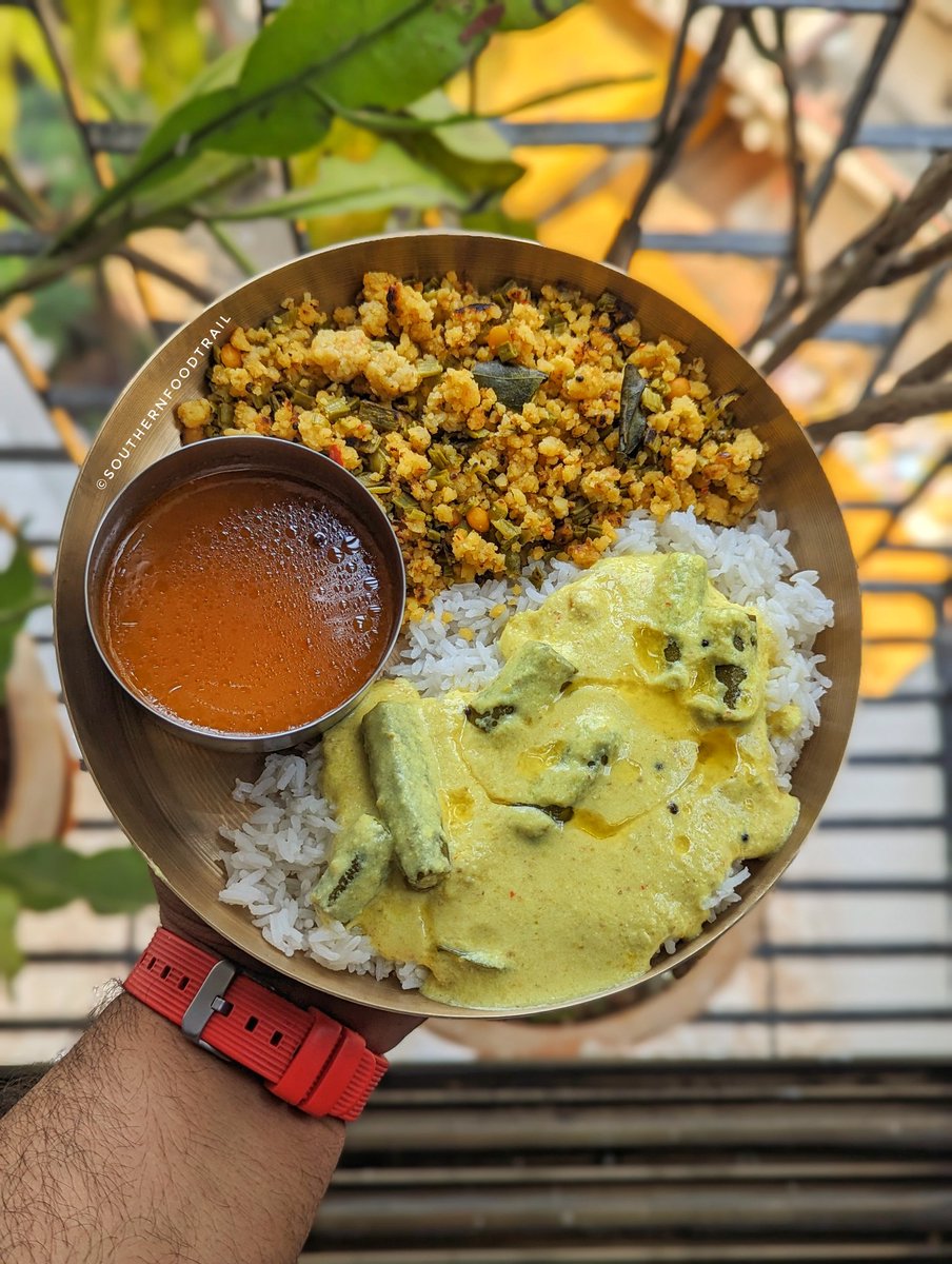 sftmumbai's tweet photo. Kothavarangai Paruppu Usili/Cluster Beans, Mor Kuzhambu & Jeera Rasam.Recipe for all in the following Tweets. Bookmark Them
#teampixel #southernfoodtrail #Recipepost https://t.co/FzQuo6Vf8I
