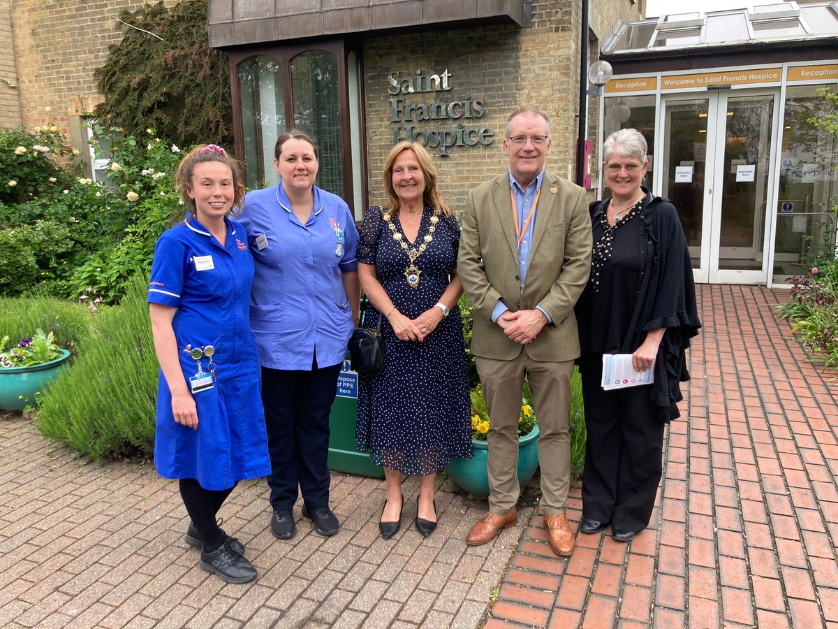 Mayor of Havering tweet media