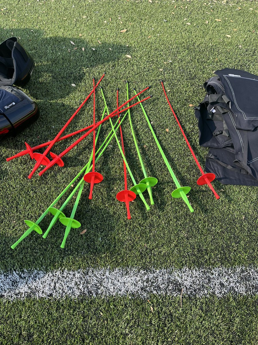 CaraHaffey's tweet image. PwC Belfast Deals — One Firm One Day! Launched into helping coach primary schools in 🤺 🤺 🤺 !! The things I do 😜@PwC_UK #ofod #giveback #PwCDeals