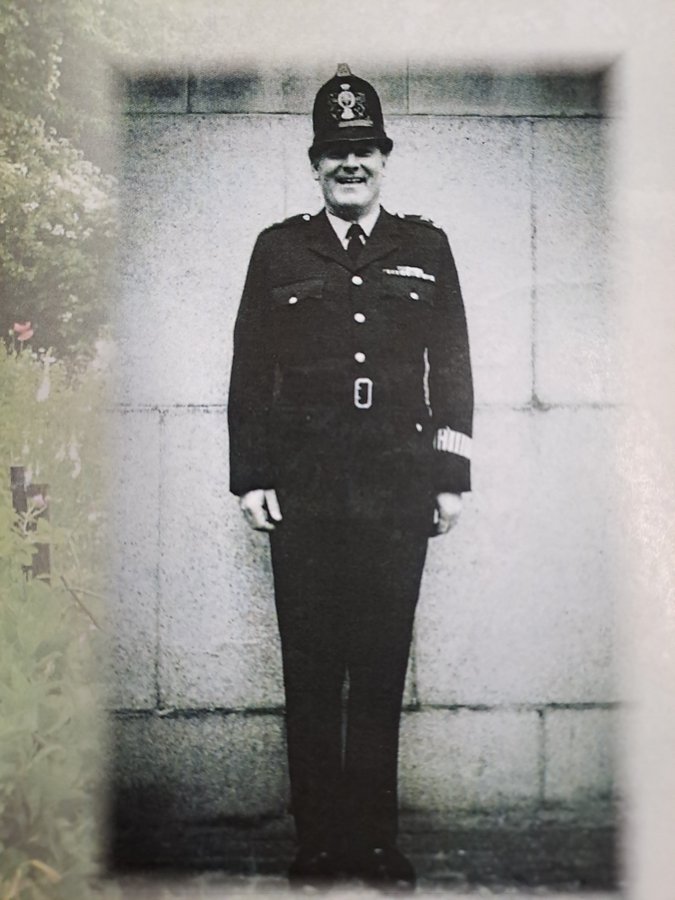 Remembering and honouring former City of London Police officer Cyril, who recently turned 100. x.com/citypolice/sta… #PoliceFamily