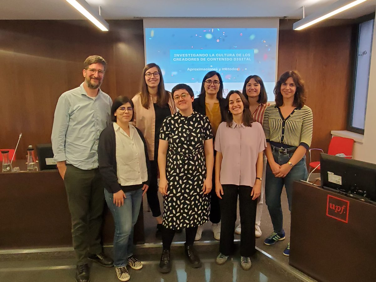 El dijous a <a href="/comunicacioUPF/">Comunicació UPF</a> vam celebrar una jornada dedicada a la investigació sobre creadors de continguts digitals en la que van participar @anajorge_ <a href="/elhilodeariadna/">Lucía Caro</a> <a href="/celina_nb89/">Celina Navarro</a> i <a href="/jmtomasena/">josé miguel tomasena</a> amb ponències sobre momfluencers, política a Twitch, dones streamers i booktubers