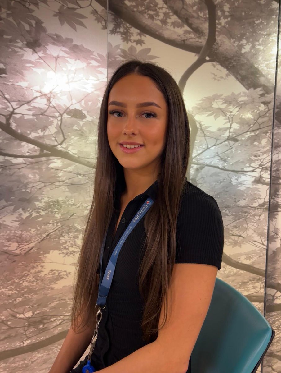 'I would recommend an Apprenticeship to anyone, you will come out of it with experience, employability skills and potentially secure yourself a full-time job role at the end.' — Jess, Junior Account Manager Read more about Jess' journey on our website bit.ly/3ygnRVV