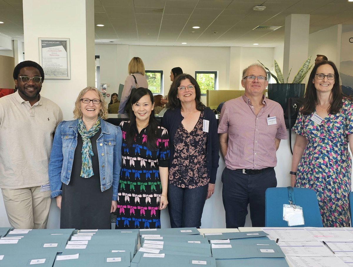 Some of the ACDC committee members welcoming delegates to the sold out event😊 #acdcaston A fantastic day of #paediatric #diabetes education and learning
