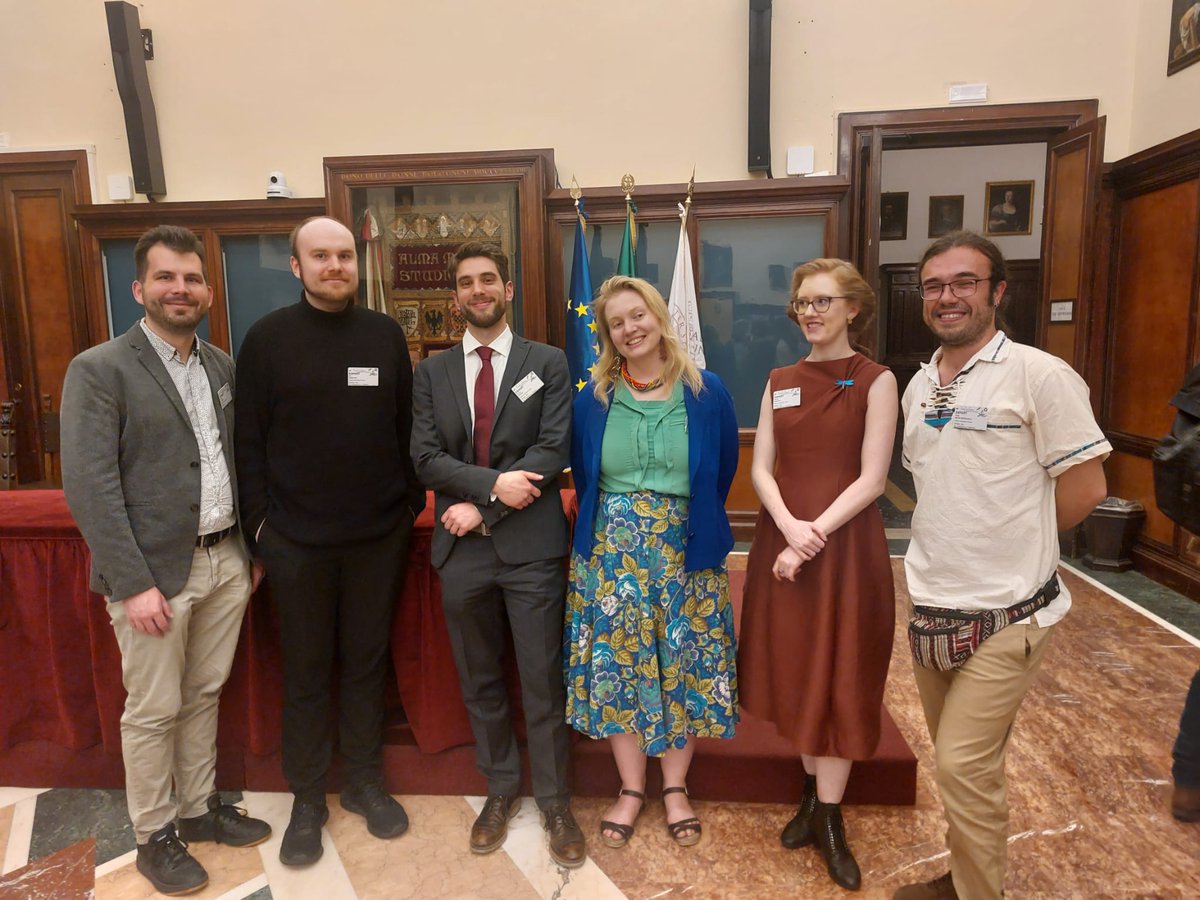 Diego Millán from the Federación de Jóvenes Investigadores (FJI-Precarios) represented @Eurodoc at the 3rd Forum on History Education (@CoE_History) in Bologna this week. #HistoryAtHeart