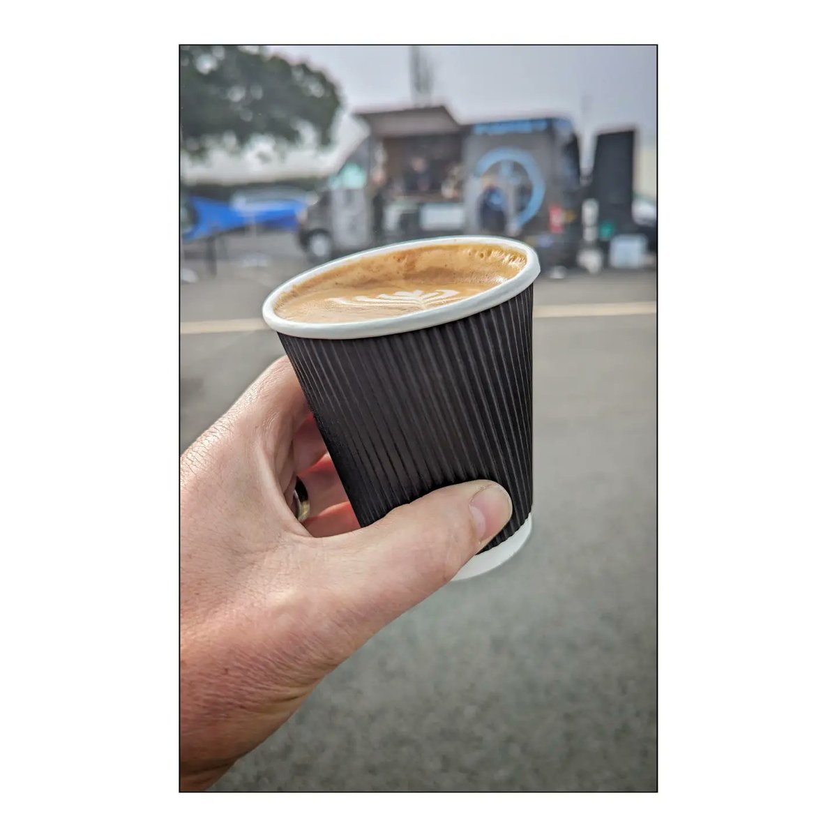 davethephoto's tweet image. Getting withdrawal symptoms ... needed to photograph something 😁

Damn fine coffee at the @DevonCountyShow ... thank you @TheCoffeeStopSW 

#flatwhite