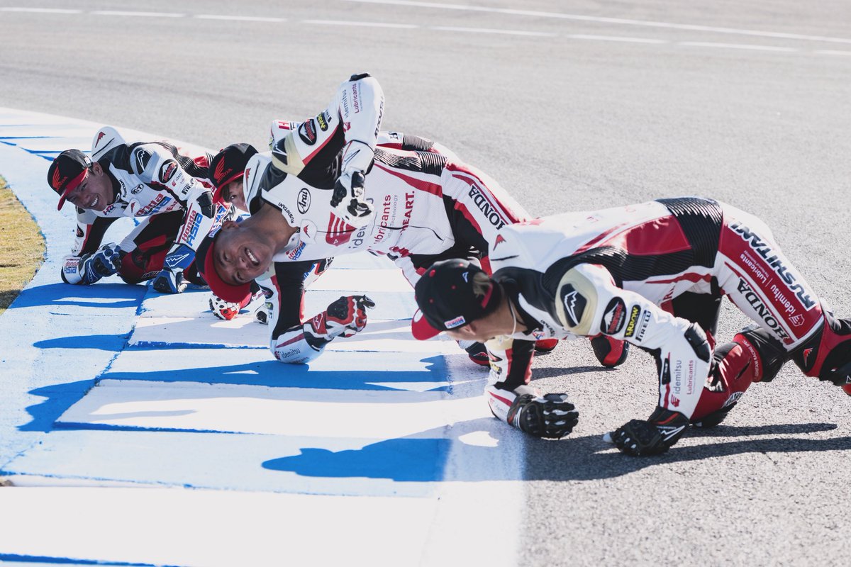 Diving into the weekend like…🤪😂 #FridayVibes #Moto2 #Moto3