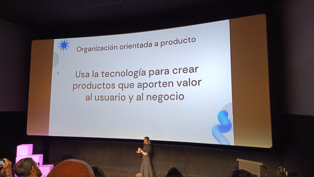 salvadorValle's tweet image. Una penalización iremos a producto es ... @slopezserra en #lpcmad24