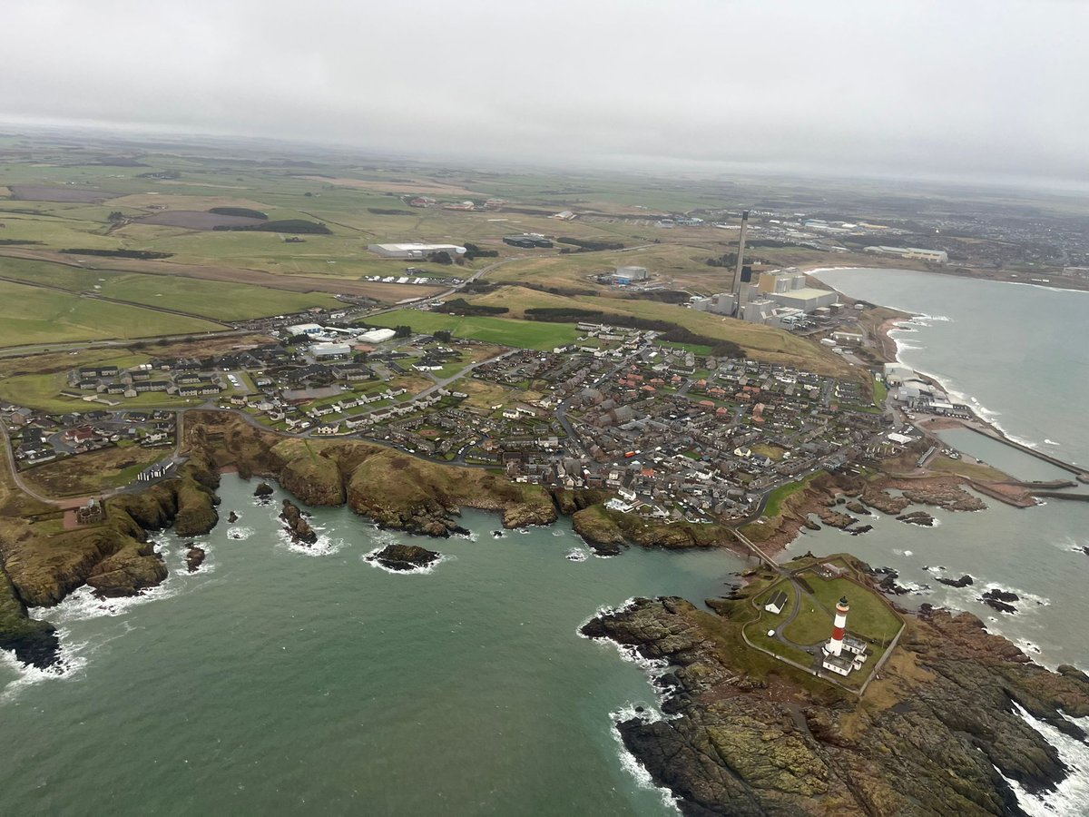 Can you correctly identify this Scottish village? #ViewFromTheCrew

#Scotland #AirAmbulance #Helicopter #Photography