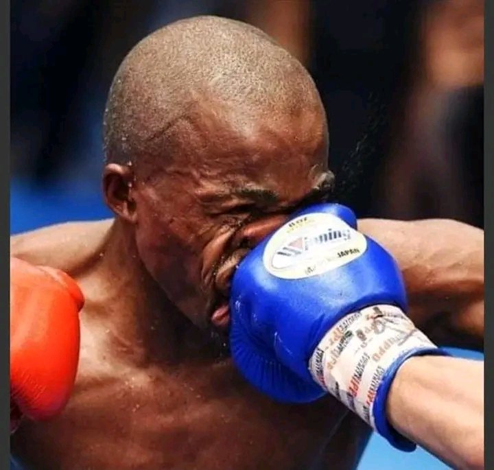 When u think ur job is difficult remember this job 
Life isn't easy #everyone #Euro2024 #BoxingVideos