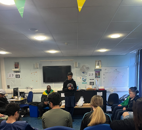 CadetsWMP's tweet image. WHAT AN INCREDIBLE NIGHT ! #1BE @StechfordWMP  discussed religion, their #heritage &amp;amp; #culture &amp;amp; the amazing #diversity in the #WestMidlands, @CadetsWMP &amp;amp; @WMPolice through food, clothing, music and so much more 👏👏🧑‍🍳🎶