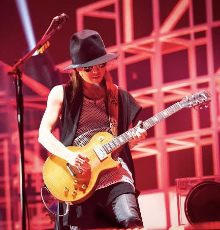 今日はスピッツのギター三輪テツヤさんの誕生日！ おめでとうござい