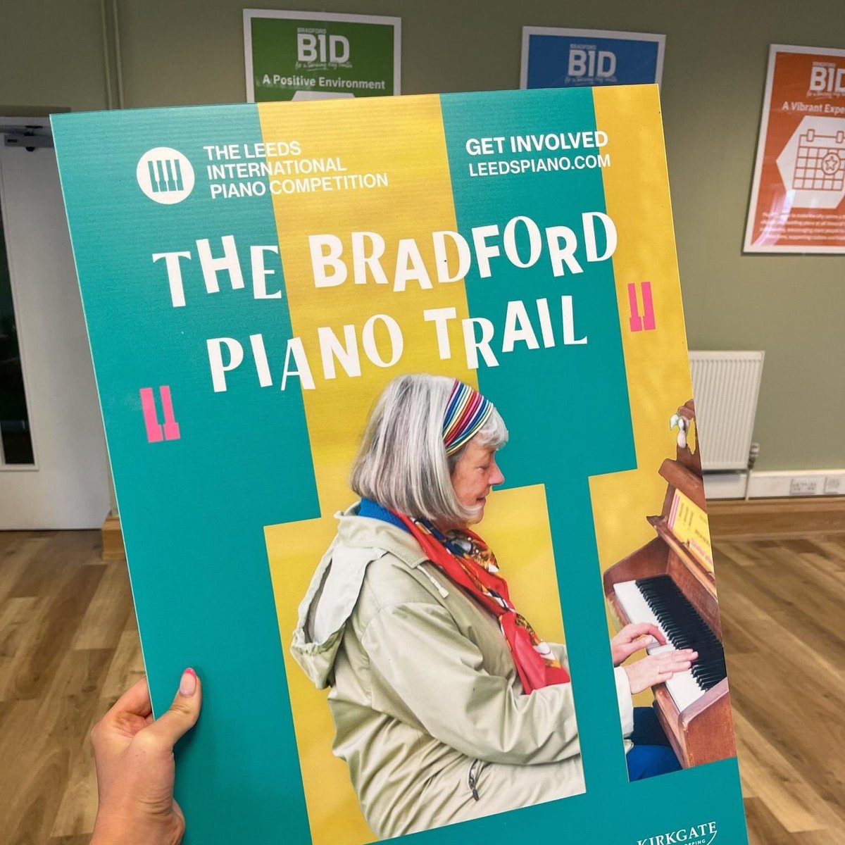 This Saturday, our singing friends from @BDfriendschoir are performing on the #BradfordPianoTrail at 1pm at The Broadway and 2pm at The Kirkgate Shopping Centre Bradford! Go along to support and join in 🎶🎵 @BradfordMusic1 @bradfordmusic @Bradford_TandA @bradford_bid