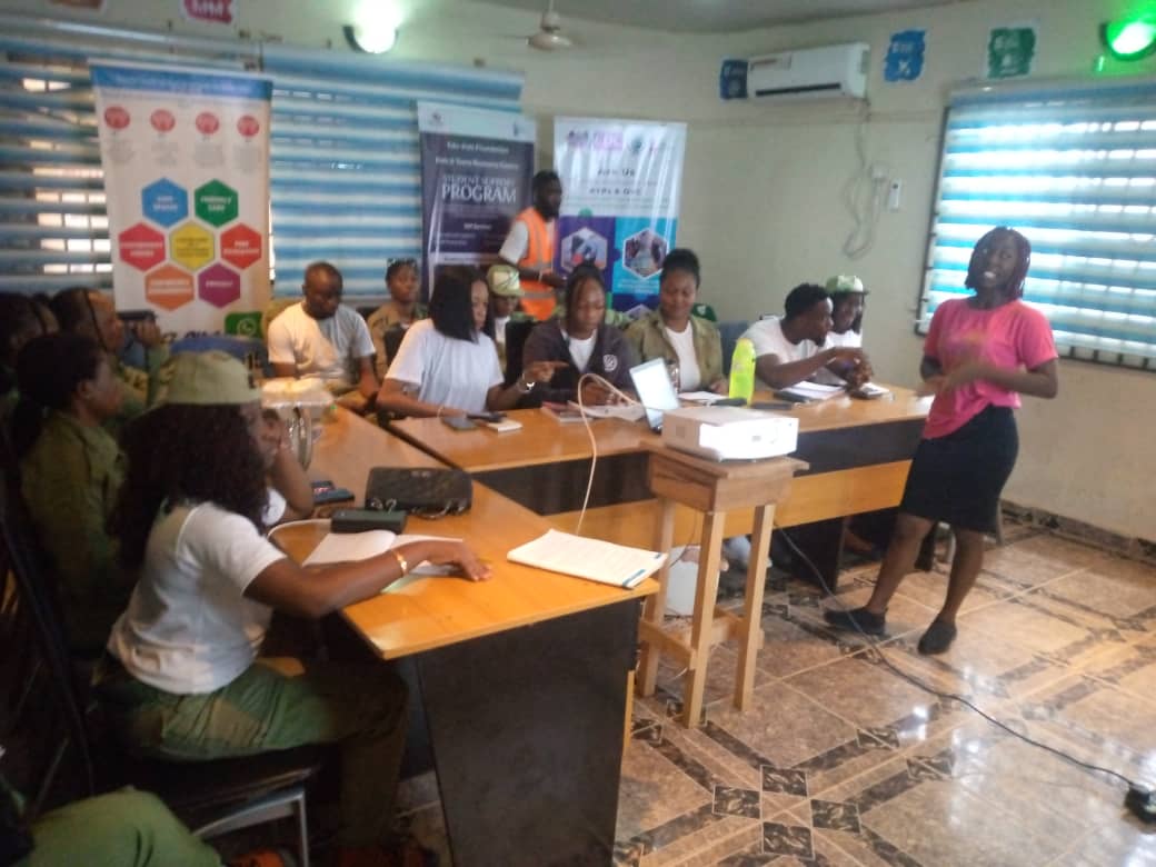 At K&TRC, we train Corps Members to become Peer Educators who can educate young people about HIV/AIDS. Yesterday, we had a C-PET training session for 27 Corpers. The training covered Basic Human Anatomy, the Female & Male Reproductive Systems, Teenage Pregnancy and HIV/AIDS