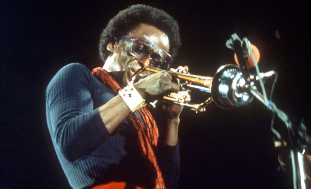 'Miles Davis Orgone Montreux 1991 youtube.com/watch?v=hRRRjm… #jazz #art #instrumental #funk #rock #jazzmusic