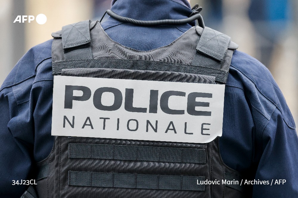 🇫🇷 Les homicides 'multipliés par 4' en 15 ans en France comme le dit la cheffe du RN à l'Assemblée Marine Le Pen ?
❌C'est faux
Après des années de recul, les données montrent une stabilité globale de 2008 à 2020, avant une légère remontée, à 1.010 homicides en 2023 #AFP 1/2