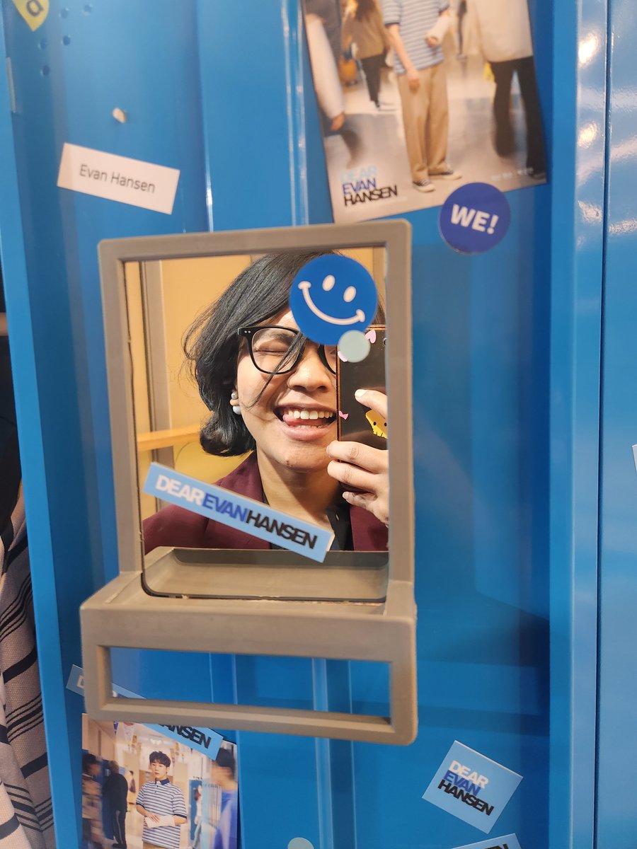 puputrossi's tweet image. Dear Evan Hansen...

Finally gw nonton ini versi Korea tapi gpp bagus juga  #youwillbefound #dearevanhansen