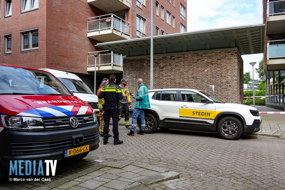 In Schiedam is een grote stroomstoring ontstaan nadat vannacht een koperdiefstal heeft plaatsgevonden in een transformatorhuisje. Door de storing zitten ongeveer 200 huishoudens de komende uren nog zonder stroom.
mediatv.nl/nieuws/nieuws/…