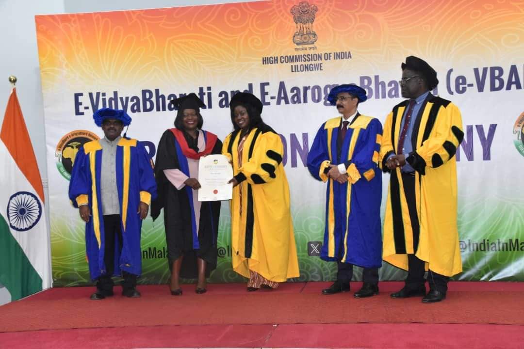 Deputy Minister of Education Nancy Chaola Mdooko has applauded the Government of India for complementing Malawi on human capital development through provision of scholarships by Indian universities to Malawian students. facebook.com/share/p/k3V6Zv…
