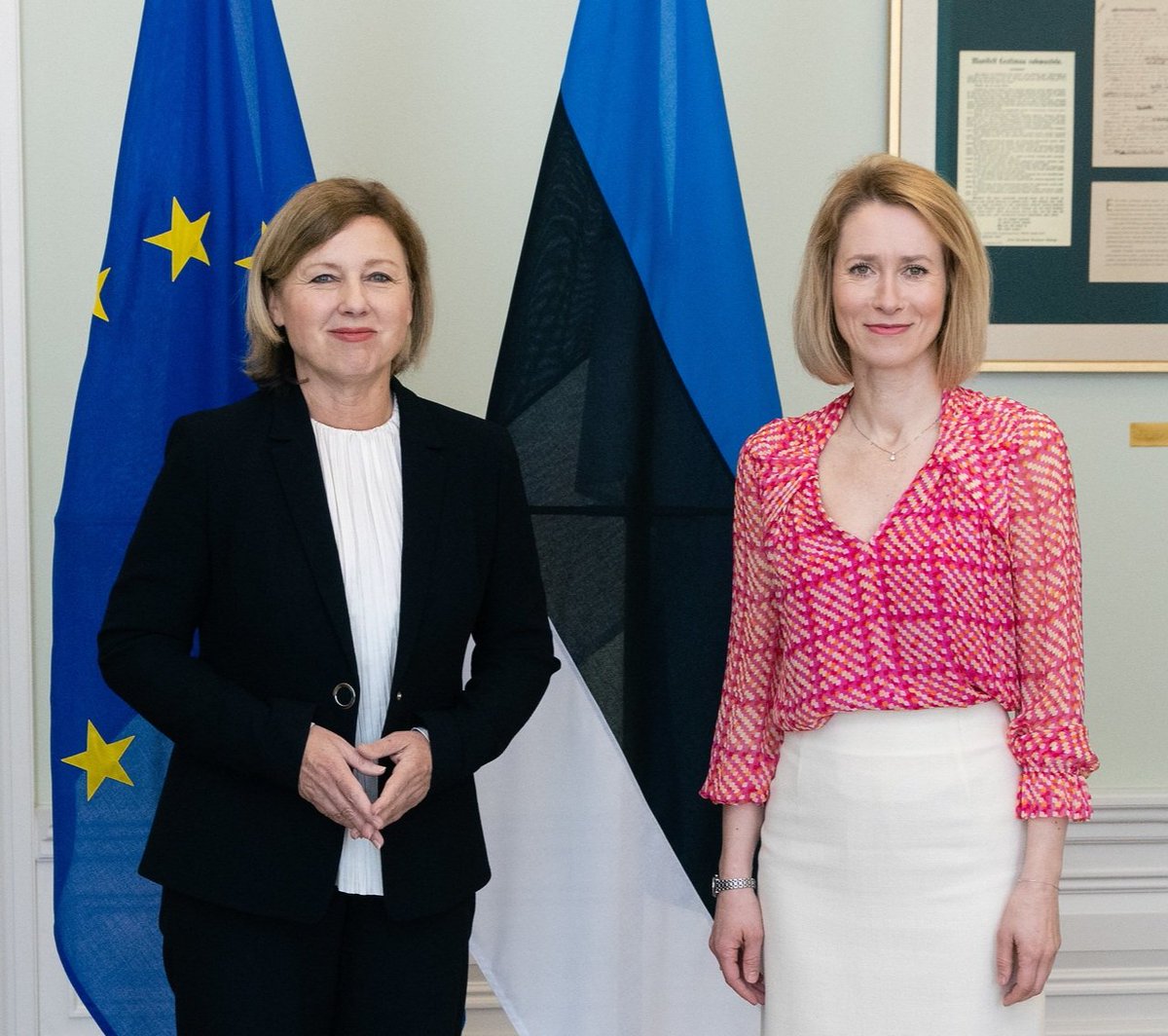 Had a good meeting with @VeraJourova. Thank you for your hard work in the Commission. It’s important to combat harmful disinformation and foreign influence with all available means. All hybrid actions that Russia plans against us must be followed with serious consequences.