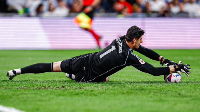 Parece que ya es definitivo y no hay vuelta atrás: Thibaut Courtois será el portero en la final de Wembley. Incluso está yendo a trabajar a Valdebebas en estos 3 días de descanso otorgados por Ancelotti.