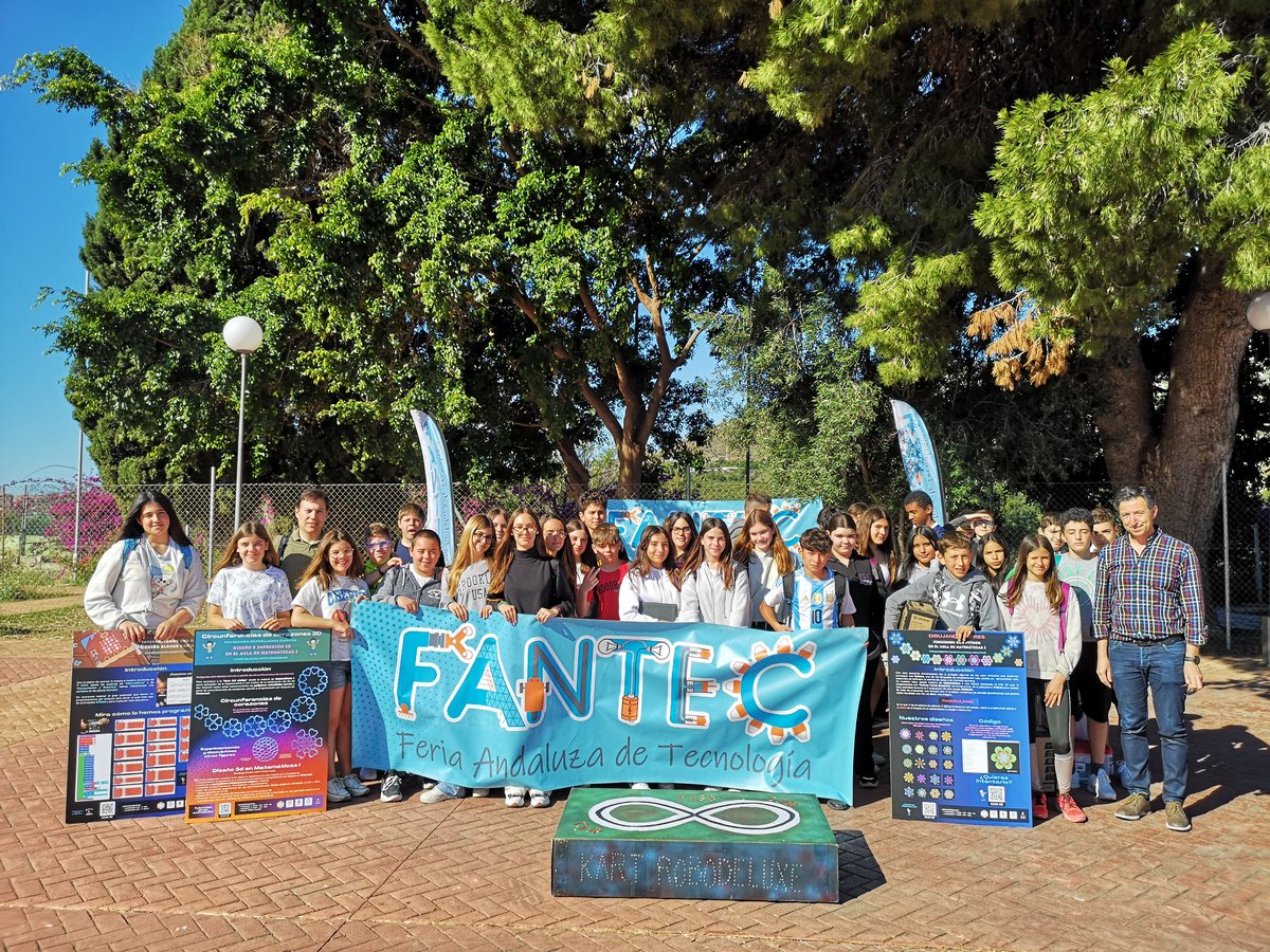 Una nueva aventura en la que nos hemos embarcado mi compañero Dani y yo con el alumnado de #Computacion y #Robotica de #1eso del <a href="/IESMartinRivero/">I.E.S. Martín Rivero - Ronda (Málaga)</a> para participar por primera vez en #FANTEC2024 para mostrar nuestros proyectos. 
#ESO #Bach