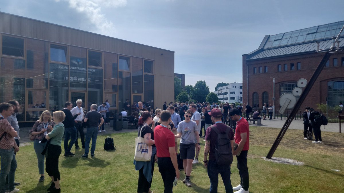 Grant Fritchey (@gfritchey) on Twitter photo Unscheduled excitement at <a href="/DataGrillen/">DataGrillen</a> with a fire alarm. 
No. I didn't do it. Unscheduled excitement at <a href="/DataGrillen/">DataGrillen</a> with a fire alarm. 
No. I didn't do it.