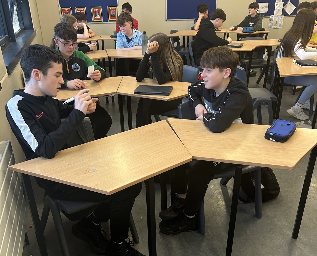 lharte_'s tweet photo. 30 seconds, History Edition 📝
2D working together this morning to revise key words from The Great Famine &amp; Irish Diaspora ✅
#retrievalpractice #jchistory https://t.co/U5wiD4QcoP