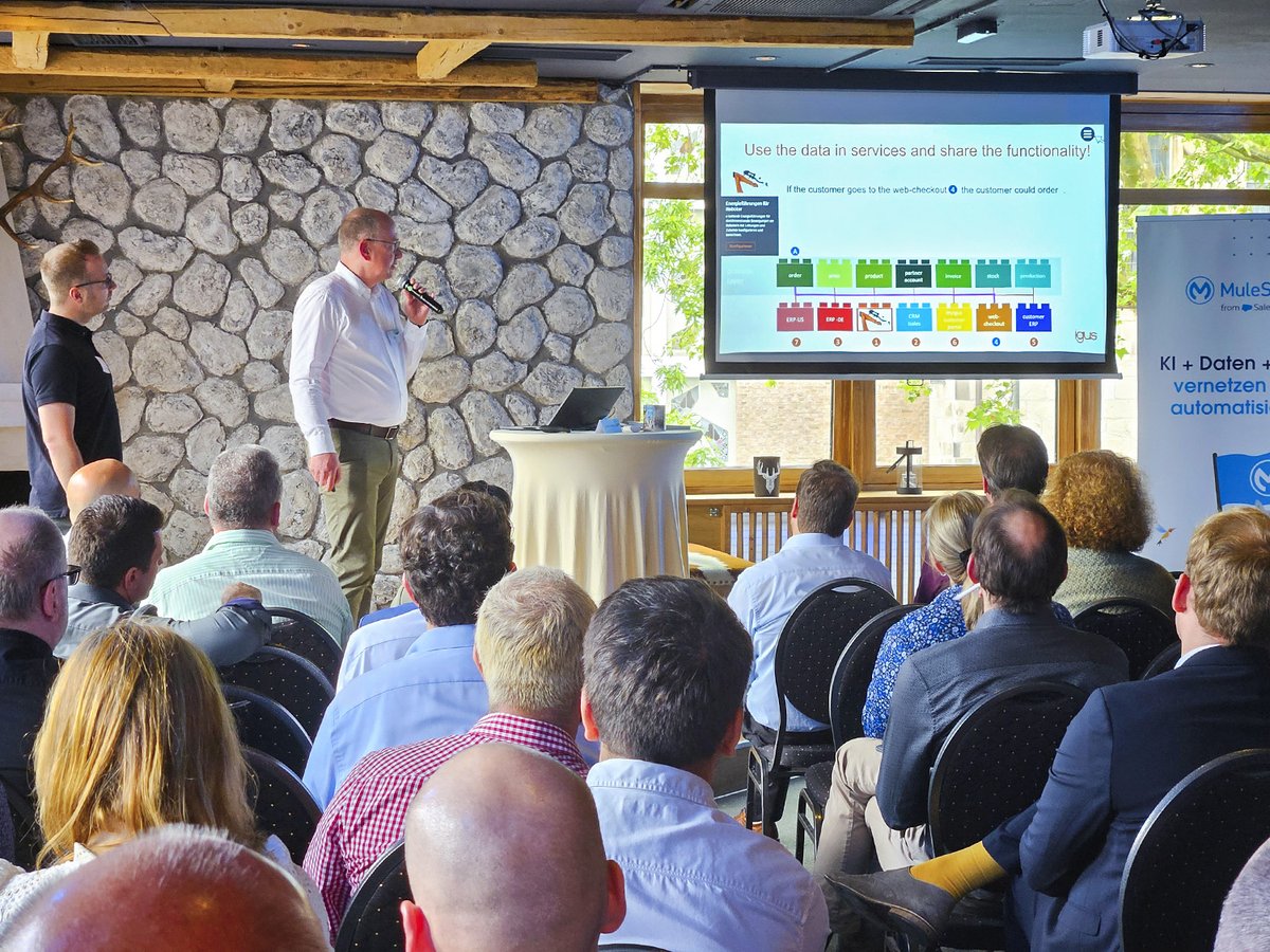 Die MuleConnect 2024 fand gestern in Köln statt und war ein voller Erfolg! Wir danken allen Teilnehmern und Speakern, besonders Tim Voigtländer (Logicalis GmbH) und Marc Poensgen (igus GmbH). Hier sind Impressionen zum Event!

#ArchitectsofChange #Logicalis #MuleConnect #MuleSoft