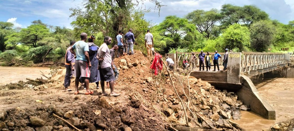 Climate change affects all, including our wildlife, and their silent struggles, during these devastating floods speak volume. It is time to demand climate justice for all living beings #StandWithKenya