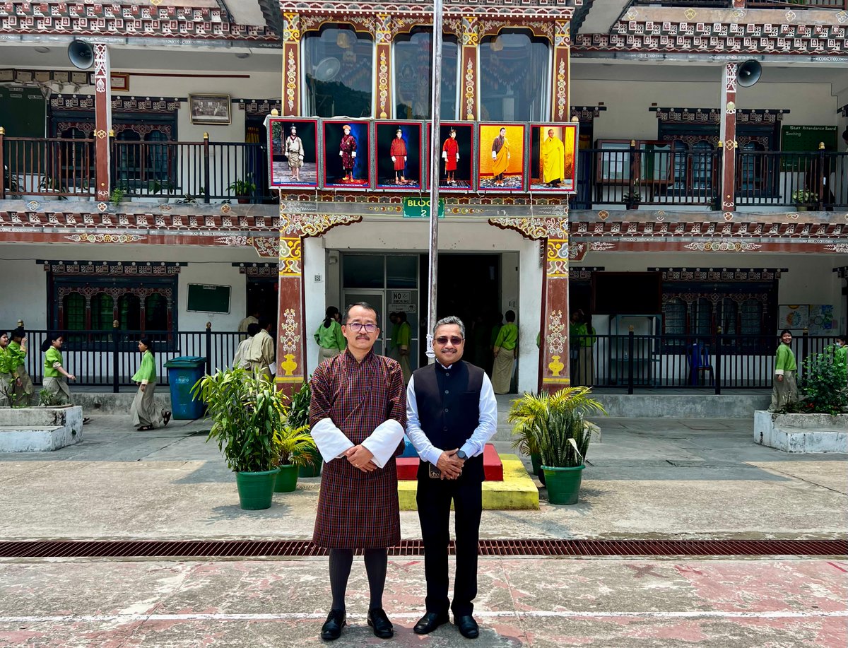 The Consul General made his first visit to Phuentsholing Rigsar Higher Secondary School, where he met with Dorji Tshering, Principal. They discussed collaborative programs and potential future cooperation initiatives.