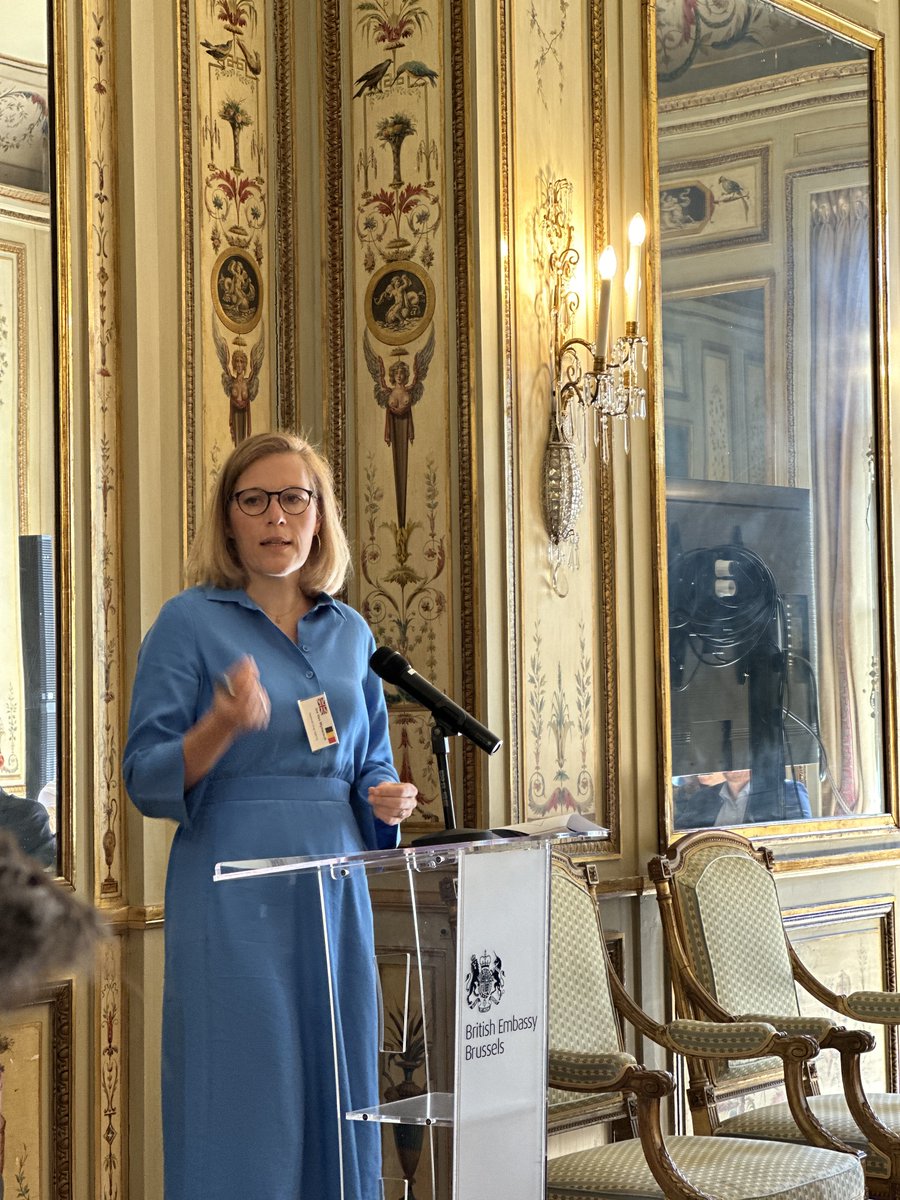 🇧🇪🇬🇧 BE-UK experts met to tackle shared challenges in drug-related crime, such as AI and synthetic opioids.

🙏 We are grateful to <a href="/IneWymersch/">Ine Van Wymersch</a> and her team for helping us bring together these key stakeholders!

#Justice #Drugs