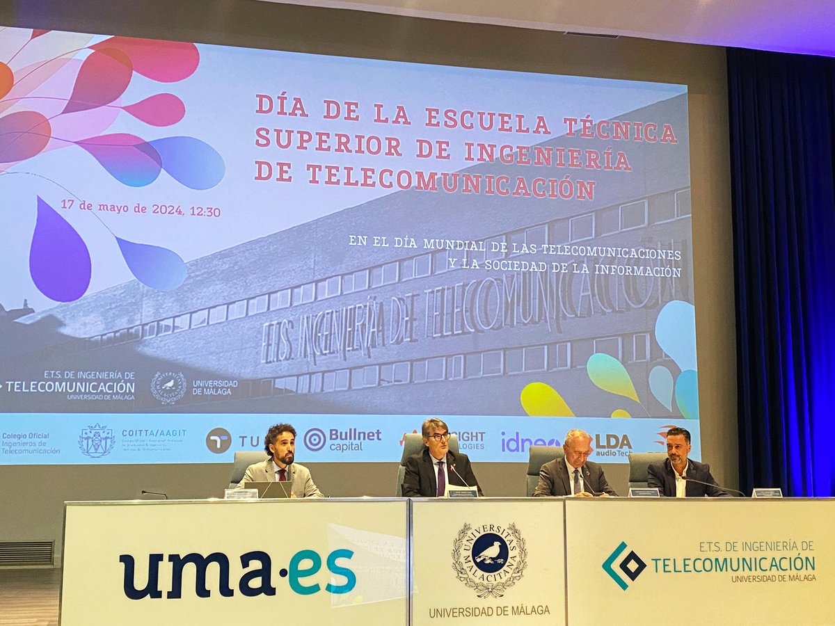 Hoy celebramos el Día de las Telecomunicaciones y la Sociedad de la Información en la @teleco_uma, en un acto en el que se ha distinguido a los rectores José M. Martín y José Ángel Narváez, así como a @innovairv, por su contribución al desarrollo de la Escuela. ¡Enhorabuena!