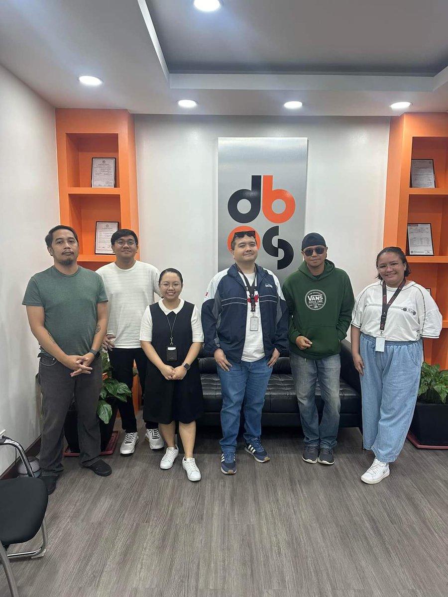 Mykel_Sanchez's tweet photo. The #OOTD for this month's Bash at the office was "Airport Chic", as May is a time where most people travel. We celebrated the usual work anniversaries and birthdays, as well as a #GreatPlaceToWork certification for this year! #EmpoweredWithDBOS #TGIF https://t.co/hST6exxTJi