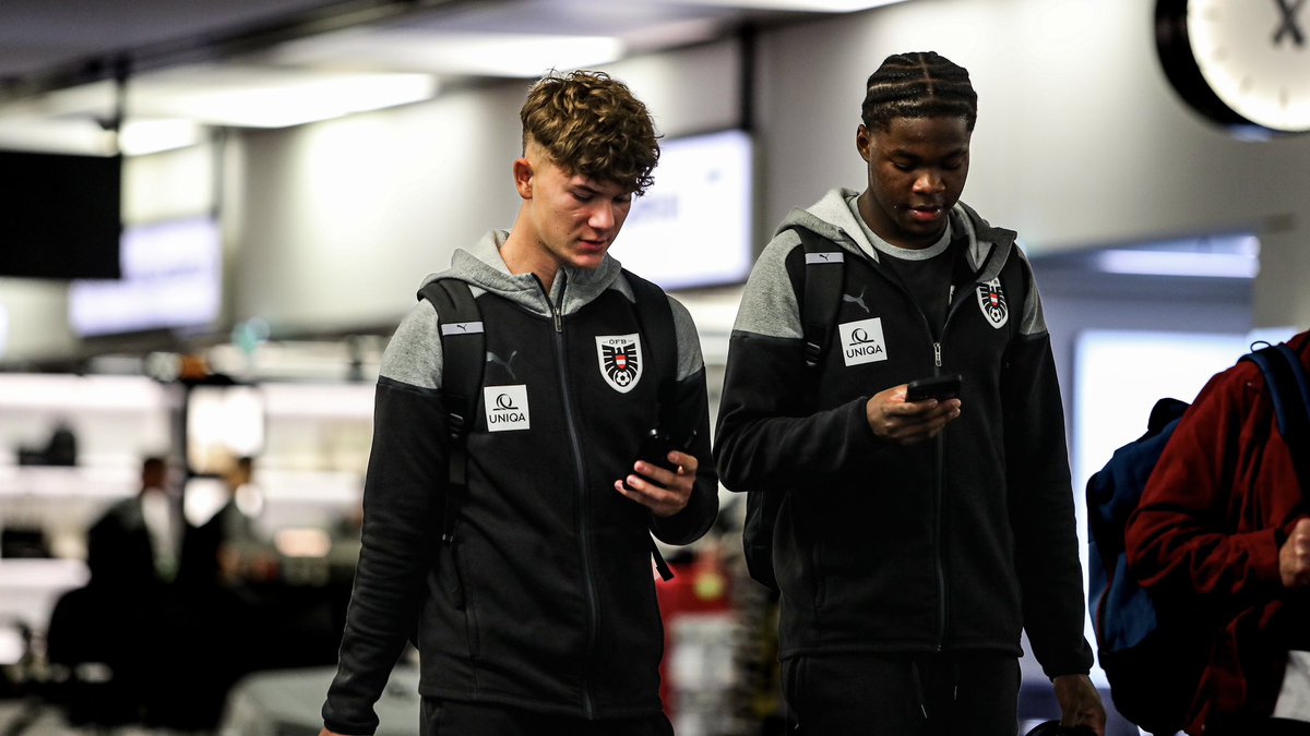 oefb1904's tweet photo. Flughafen-Vibes! 🛫 Unser #U17-Team ist bereit für den Abflug nach Zypern. 🦅💯🇦🇹 #GemeinsamÖSTERREICH #U17EURO https://t.co/njDsyqPp7e