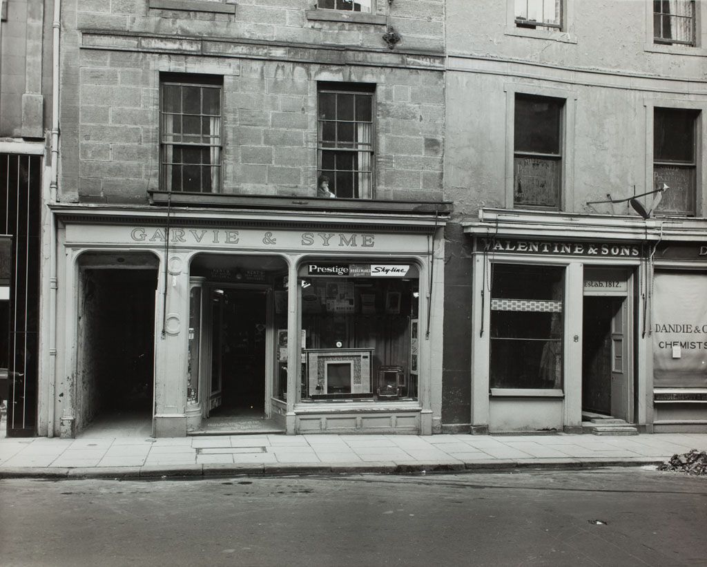 An undated view of the Garvie and Syme, Ironmonger's shop, at 85 High Street, Perth.

📷 #PerthArtGallery. Ref: 1993.1293-1294

#ExploreYourArchive