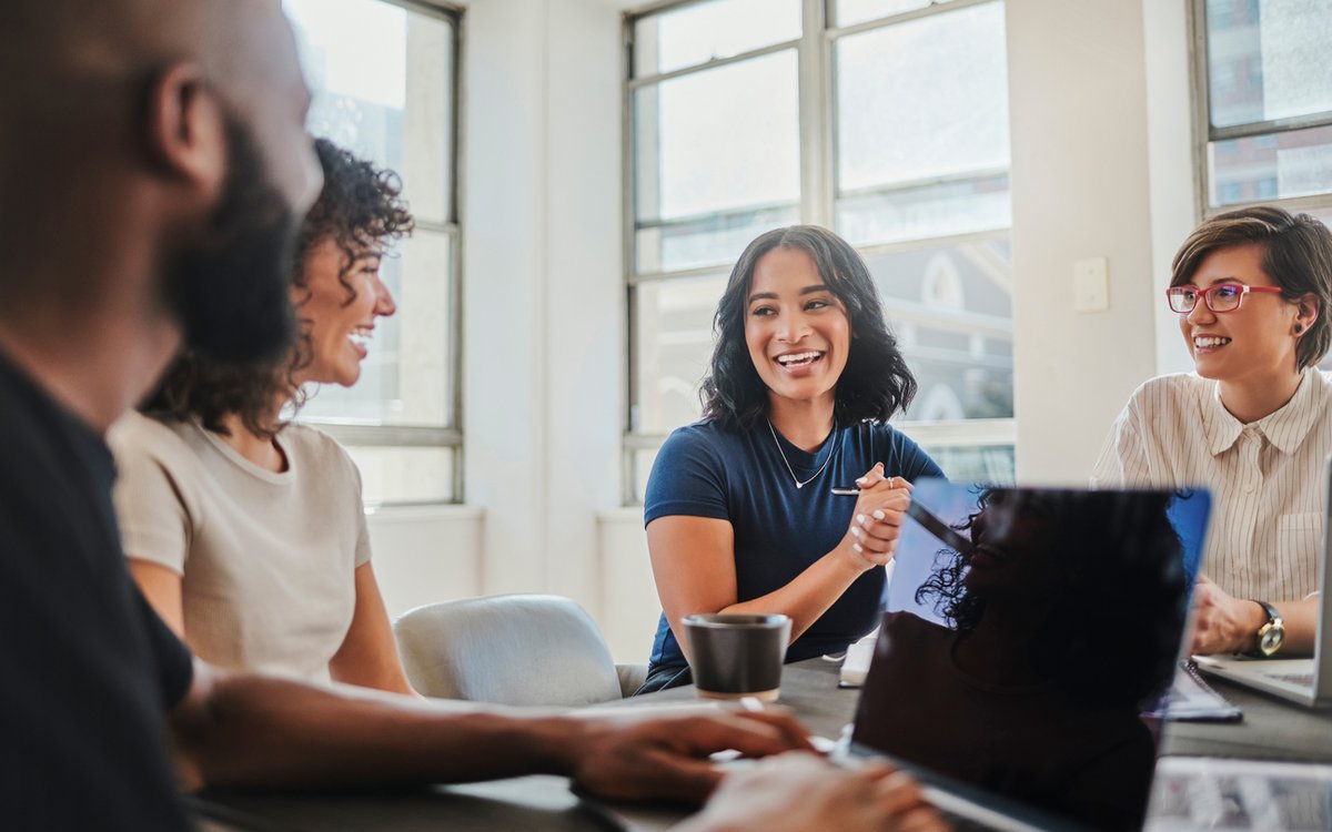 30% of workers who have a best friend at work tend to be happier, perform better and are less likely to leave their #jobs. Explore ways to lead a happier life and improve your #MentalHealth and #career, bit.ly/3X3xNwD via @DonnaKLencki.