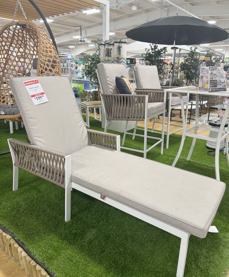 ☀️ PRE-BANK HOLIDAY OFFERS ☀️ Just launched to get you everything you need for this upcoming Bank Hol 🎉 🥂 🤩 🔥 Incl HUGE SAVINGS on Sunlounger incl this stylish Mayfair Lounger ‼️ bit.ly/3WKheVZ 🛒 GOGOGO Shop online!