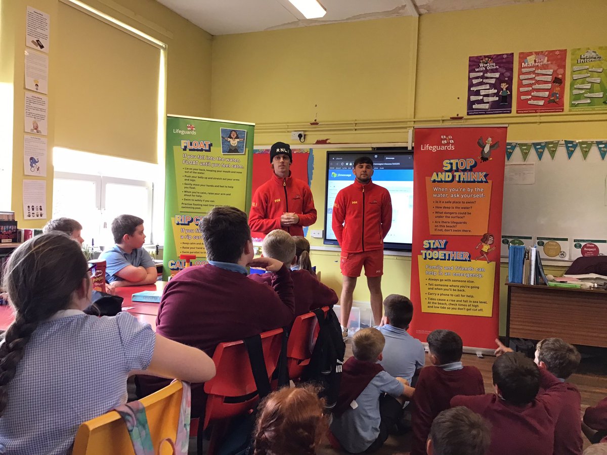 CPSBALLYMONEY's tweet image. Lifeguards in School today for a Beach Safety Talk