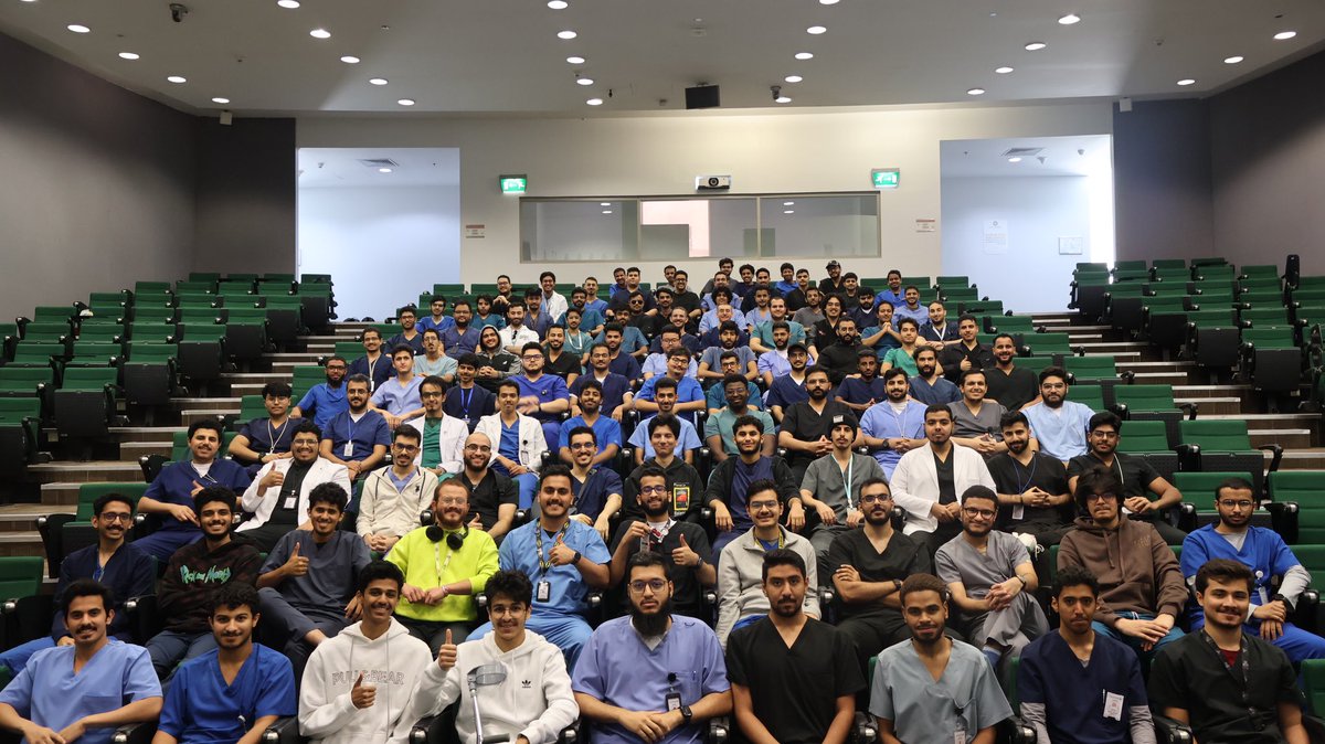 RayAbuhadi's tweet photo. الحمدلله

It is the time for Batch 11 to say, 
Phase II(✅).

🤷🏽‍♂️🤙🏽 https://t.co/aYOG1JbfQd