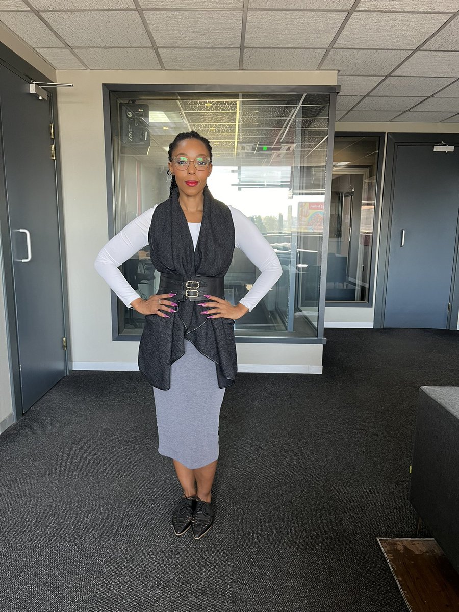 It's Lunch time… Good afternoon and welcome to #POWERLunch with @PabiMoloi until 15:00. Get in touch with us throughout the show. ☎️: 0861 987 000 📲: 083 303 7093 📺: DSTV Channel 889 🖥Live stream: power987.co.za/stream/