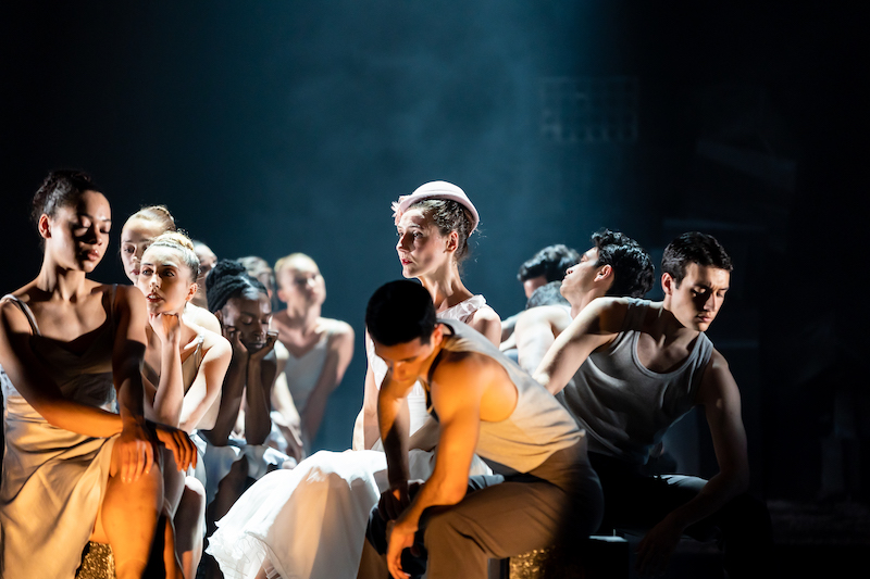 #DANCE #REVIEW A Streetcar Named Desire @Sadlers_Wells @scottishballet 'the sultry urban landscape filled with streetcar sounds, jazz and dancers in silky slip dresses, evokes the swirling morality and yearning of the city' ⭐️⭐️⭐️⭐️ thereviewshub.com/a-streetcar-na… #London