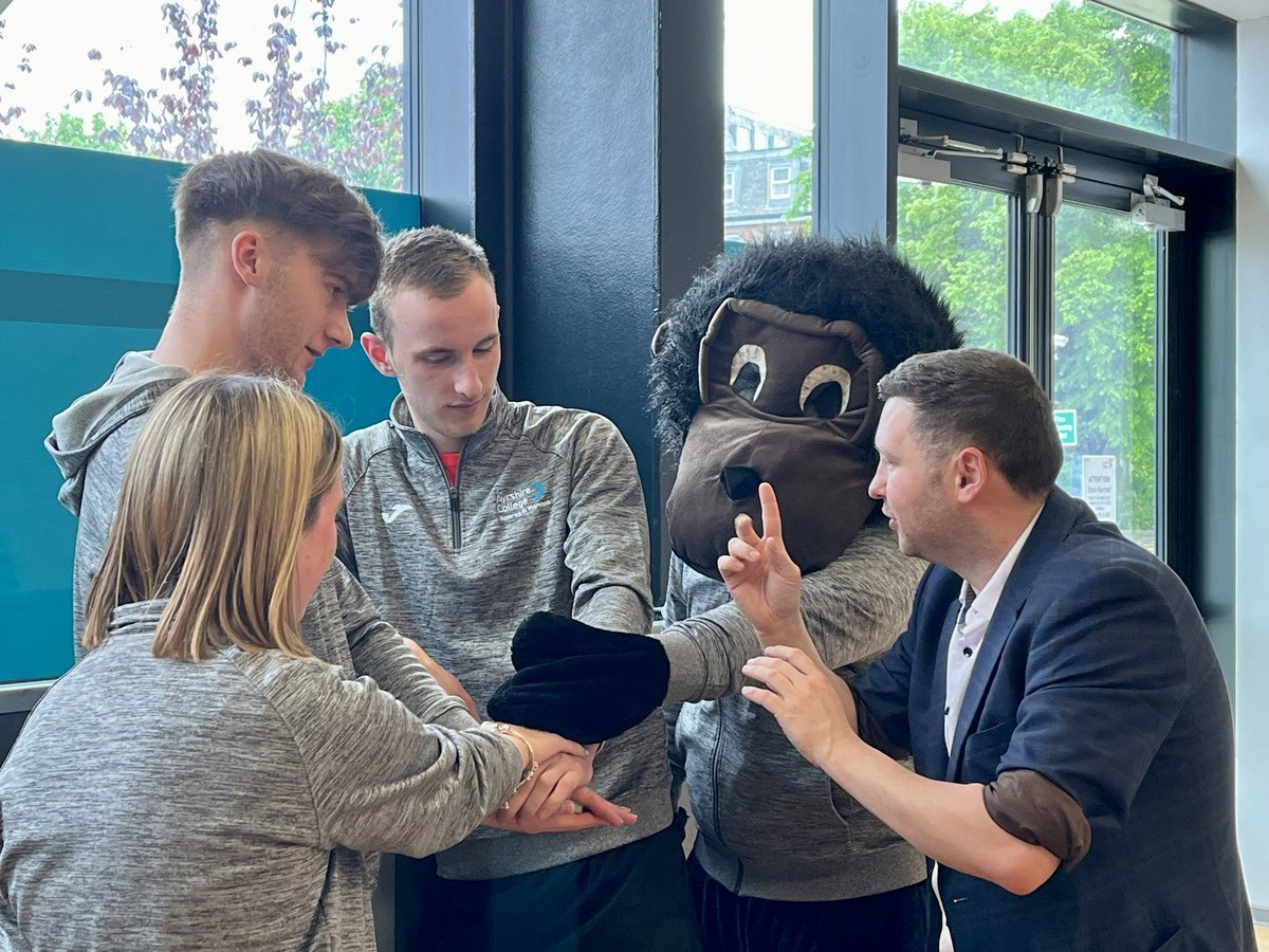 Participants of the Ayrshire College Community Sports Hub ASN Boccia Festival are utterly amazed by the wonderful magician, Steven Blair!

Thanks, Steven, for bringing some magic to the event today ✨🪄
 <a href="/stevenbmagic/">Steven Blair</a> 

#PassingPositivity
#BeAwesome
#Believe