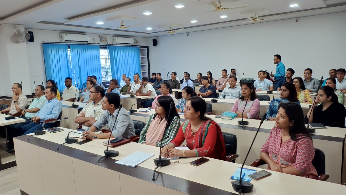 An advocacy programme was conducted by CCI State Resource Persons of Assam Shri Umesh Kumar and Shri Tanuj Goswami for the officers and staff of Assam Public Health Engineering Department in Guwahati on 17.05.2024.
