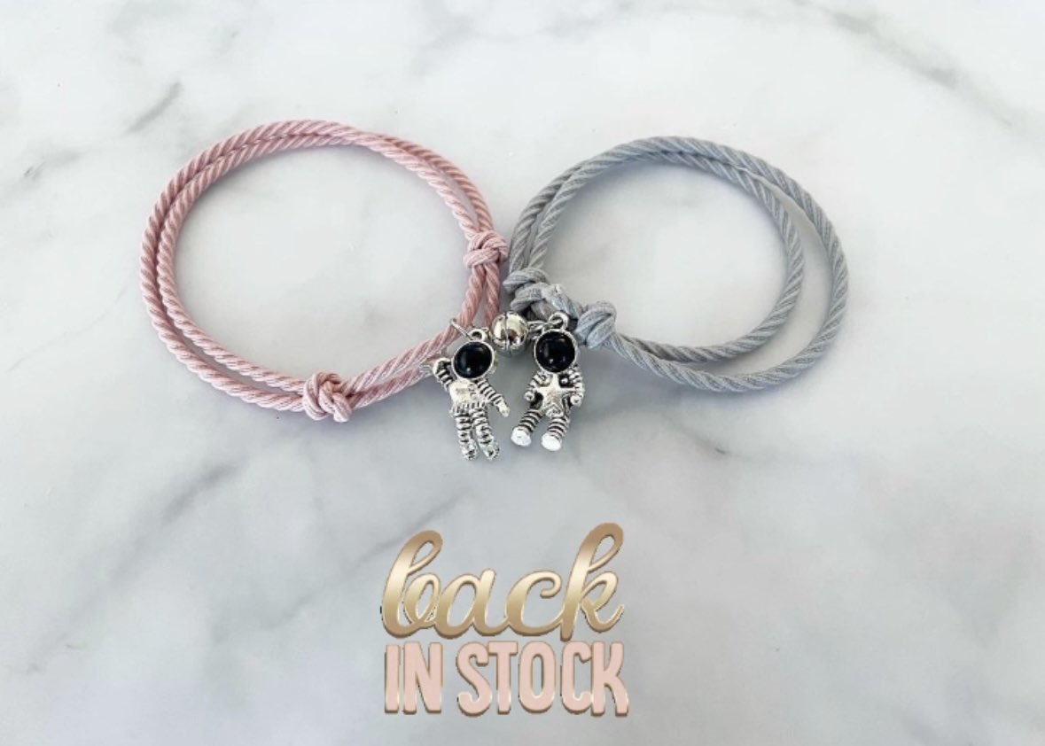 Love you to the moon and back 🌙 👩‍🚀 magnetic bracelets etsy.com/uk/KatsJewelle… #sistersistergifts #friendshipbracelets #lovebracelets #astronautbracelet #motherdaughtergifts #lovesweetlove #loveyoutothemoonandback🌙 #bracelets #magneticbracelet #friends #jewellery #accessories