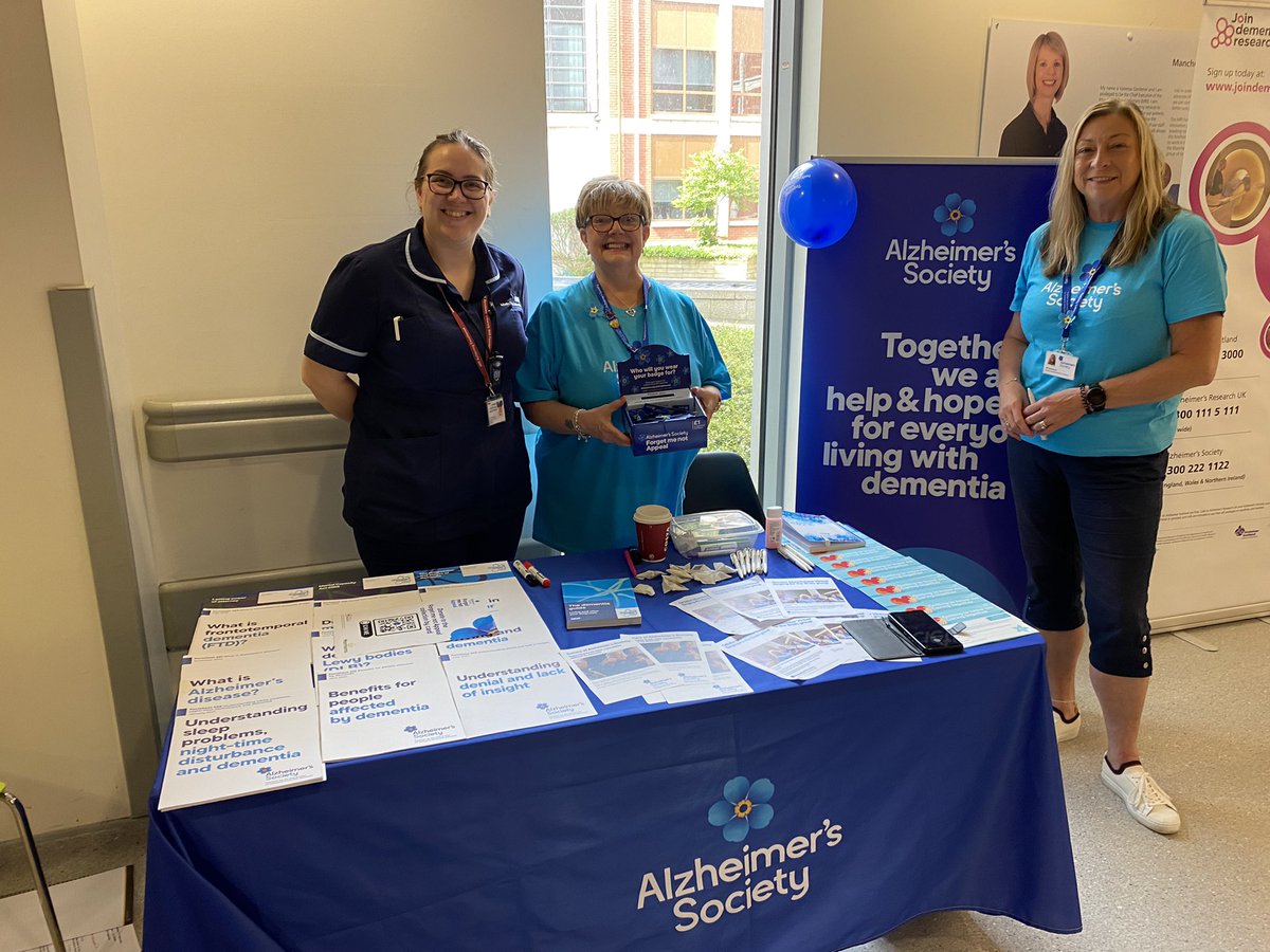 Final day of Dementia action week and we have the Alzheimer’s society here with us in the MRI! Take a walk down and go say hi @morag_doherty @sarahmriquality @em_bensonmay @DrSMather
