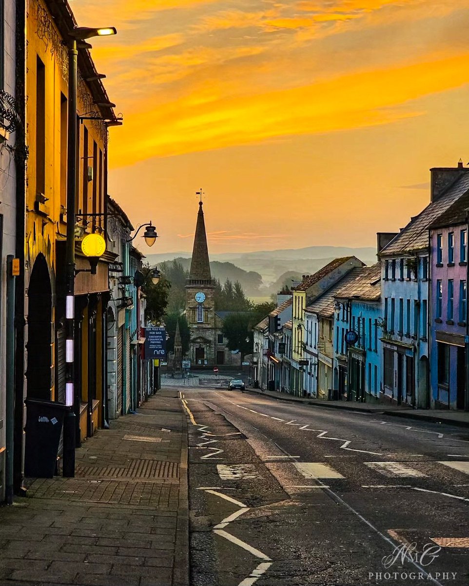 Ballycastle 🩷 #ballycastle #NorthernIreland #northcoast #visitcauseway #causewaycoast #photography #beautiful